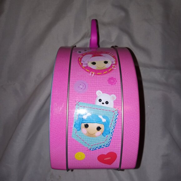 The Tin Box Co LalaLoopsy Collectible Round Lunch Tin – Pink & Blue Polka Dot - Picture 5 of 5